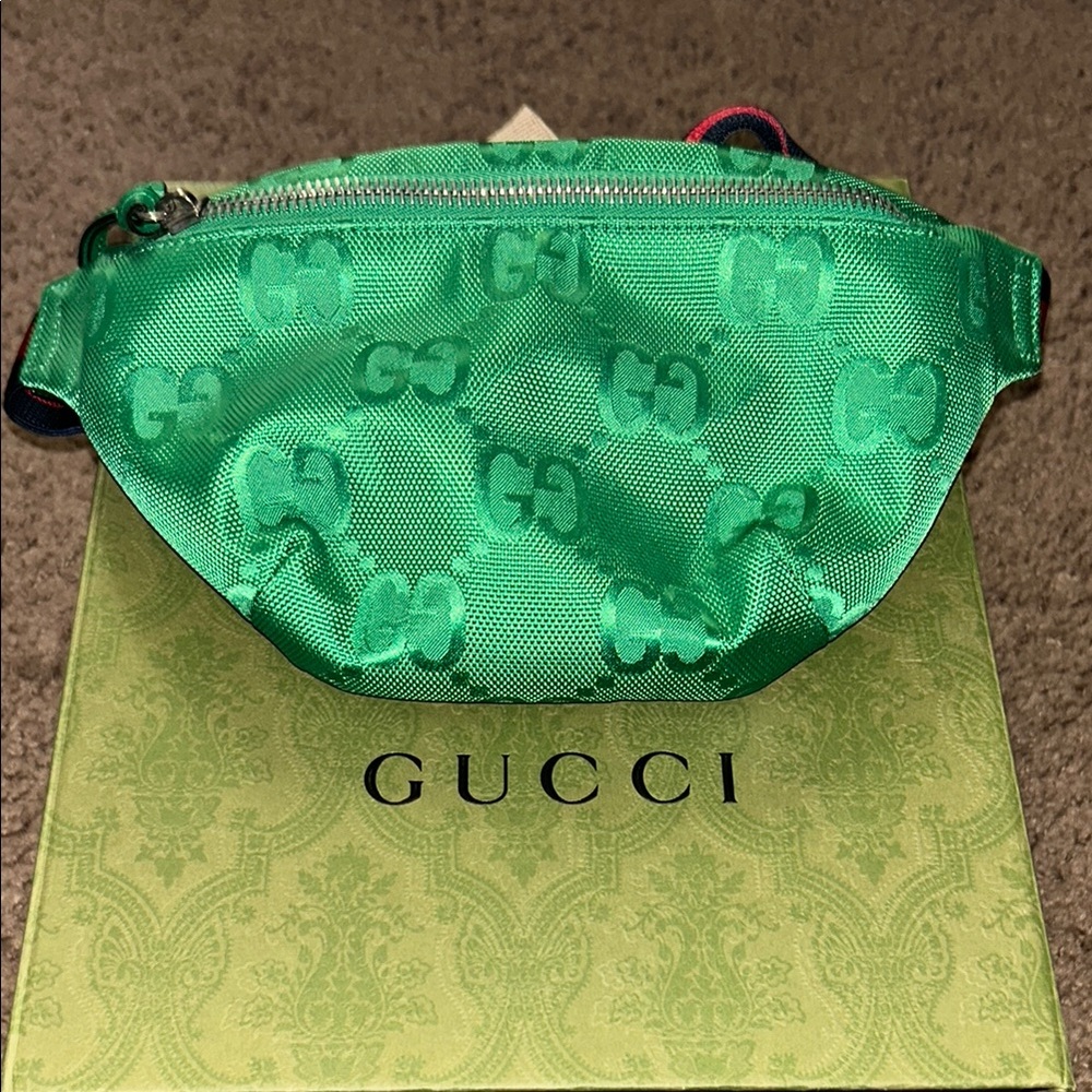 Gucci Emerald Green Logo Belt Bag